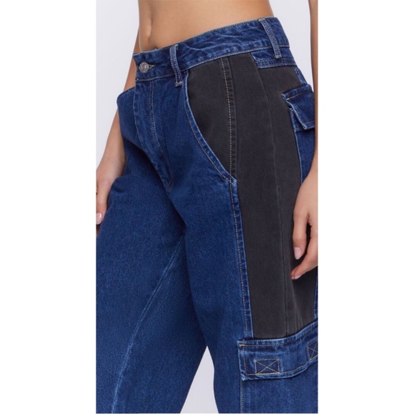 F21 ~Contrast-Panel High-Rise Dad Jeans (NWT) - Picture 7 of 9